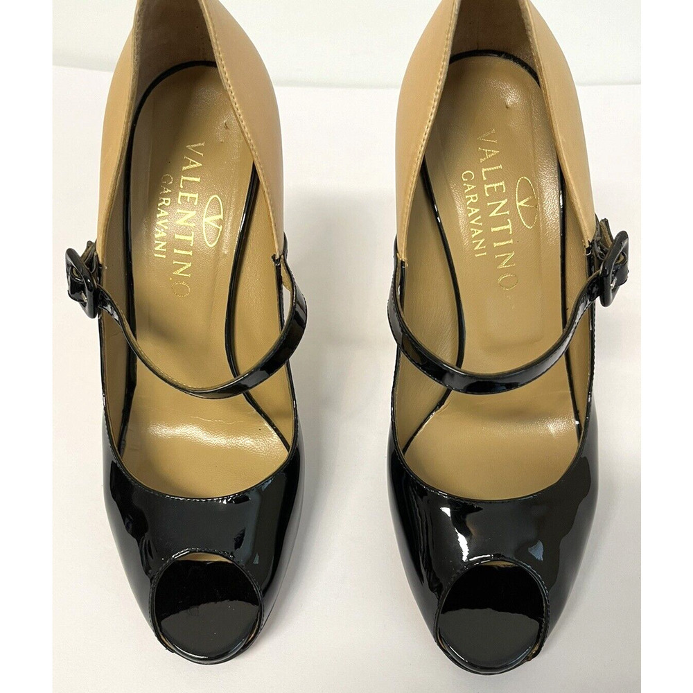 Valentino Garavani Black Patent and Tan Leather Mary Jane Peep-Toe Heels - Picture 9 of 13